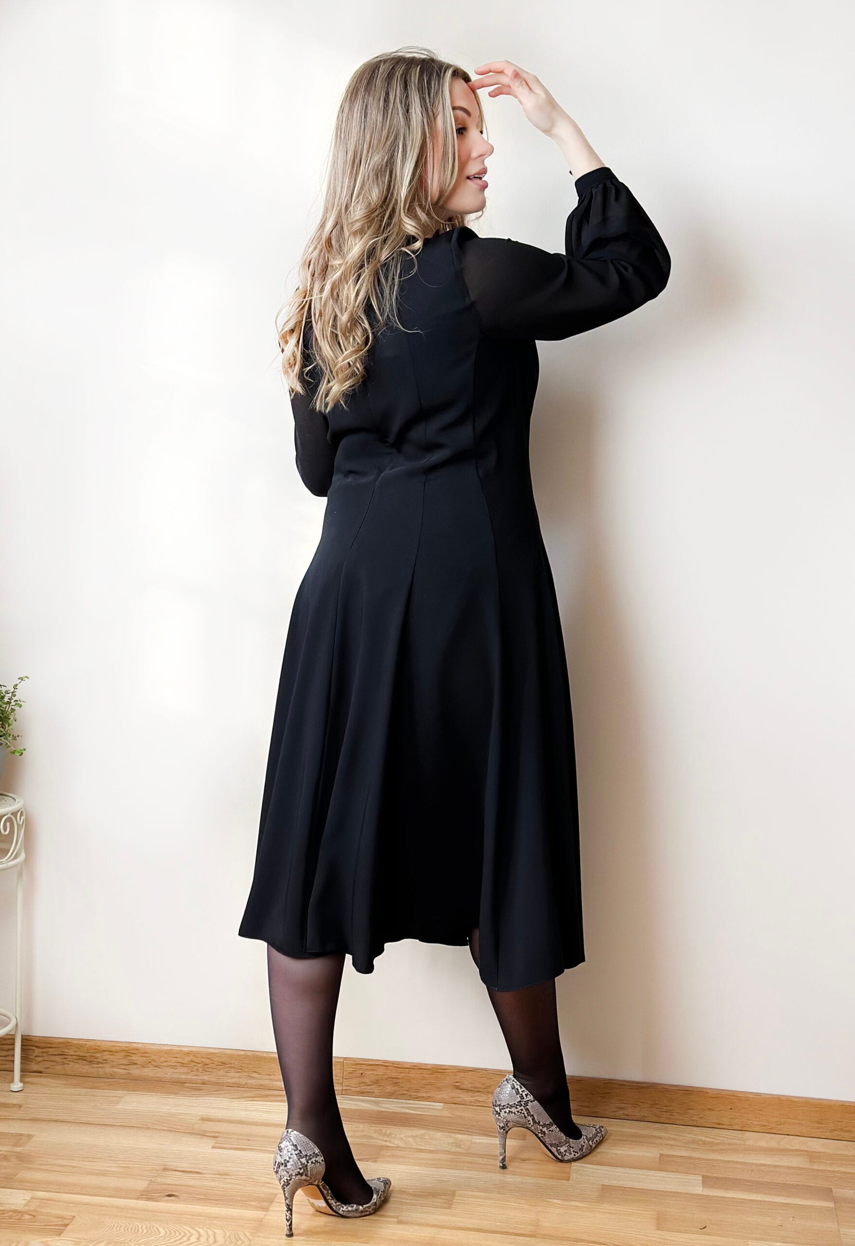Svinīga šifona kleita, Iness - Image 3