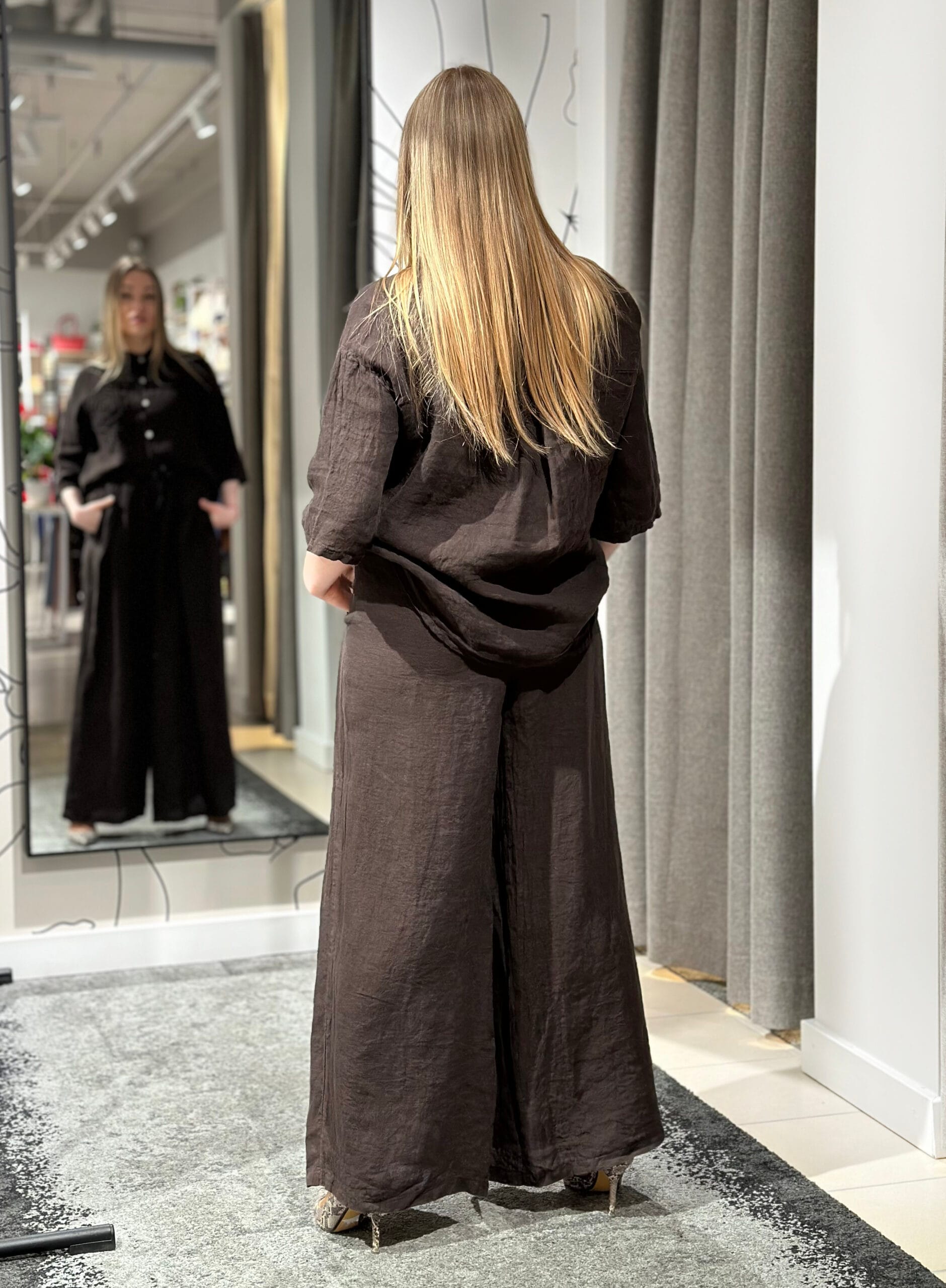 Lina bikšu kostīms - Image 3
