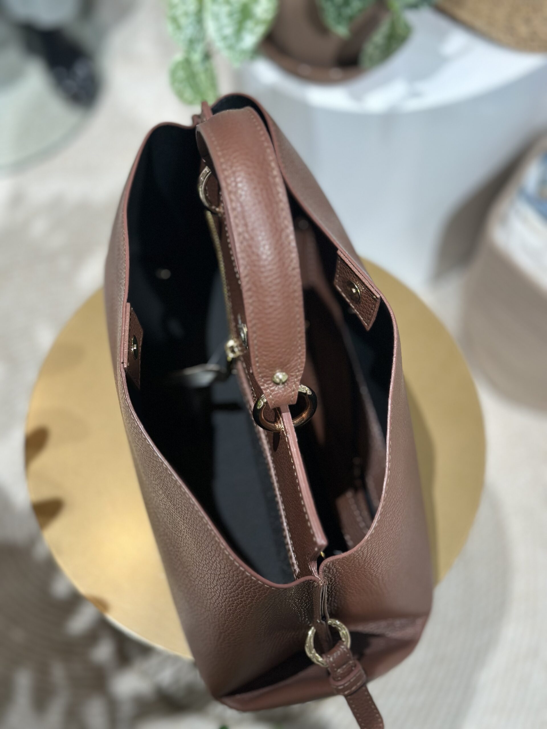 Ietilpīga sieviešu ādas soma - Image 3