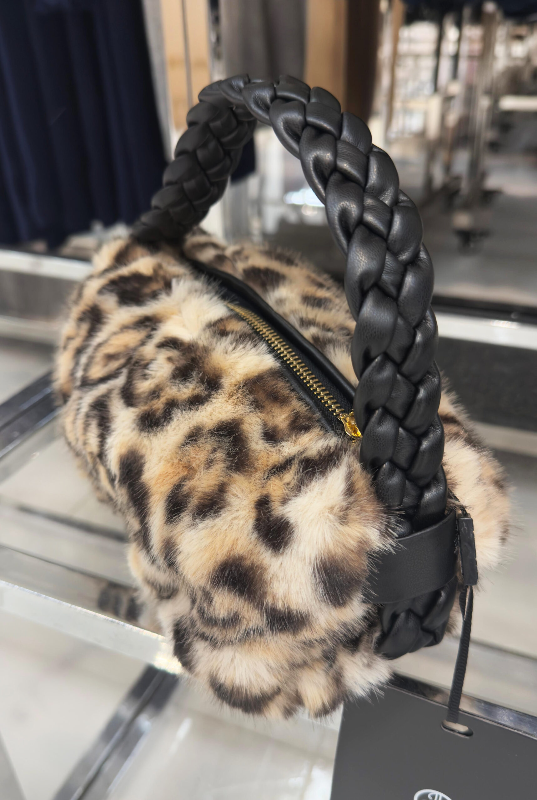 Mākslīgās kažokādas soma ''Leopards'' - Image 2