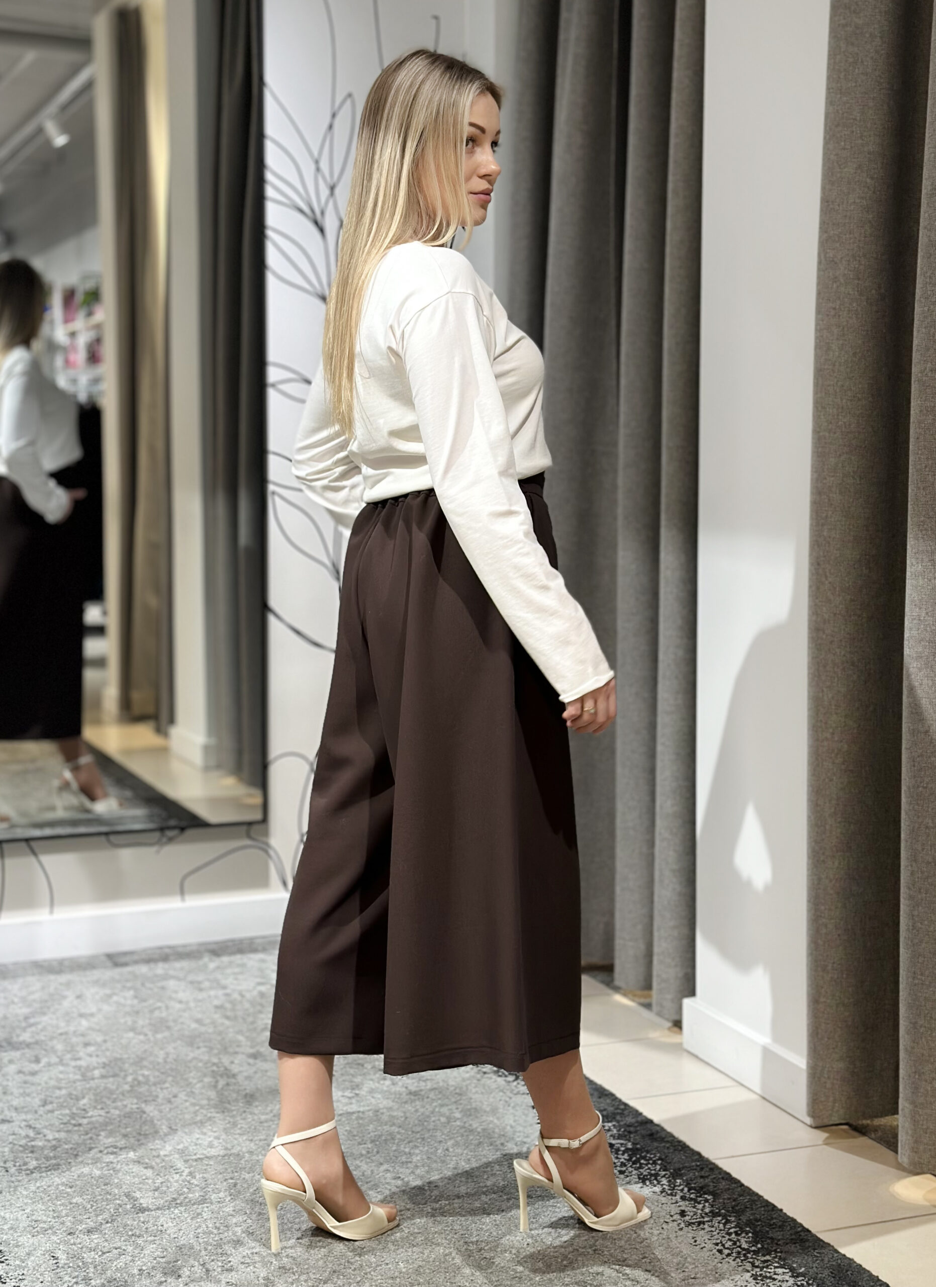 Bikšu svārki, brūni, L568 - Image 3